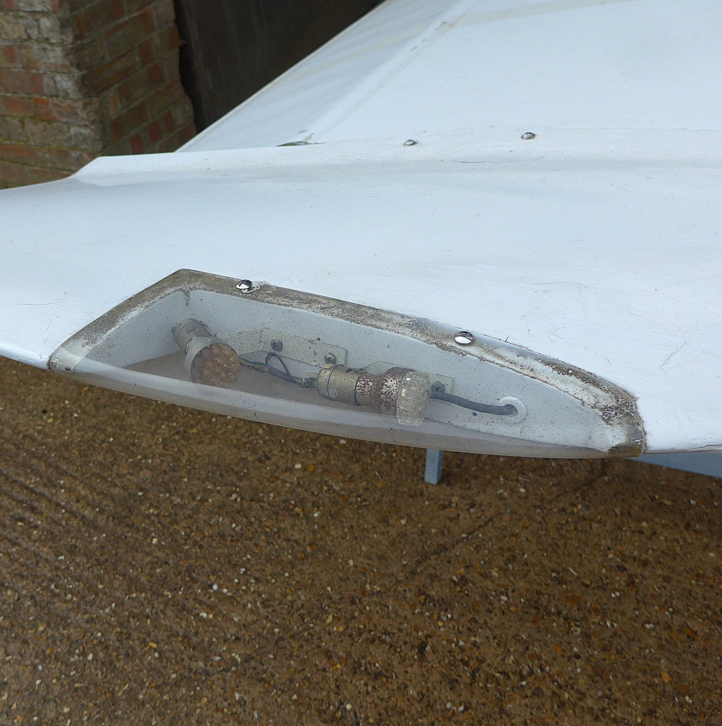 MCR-01 ULC Ban-bi Carbon Wing Assemblies - LH & RH - Pair (A/R)
