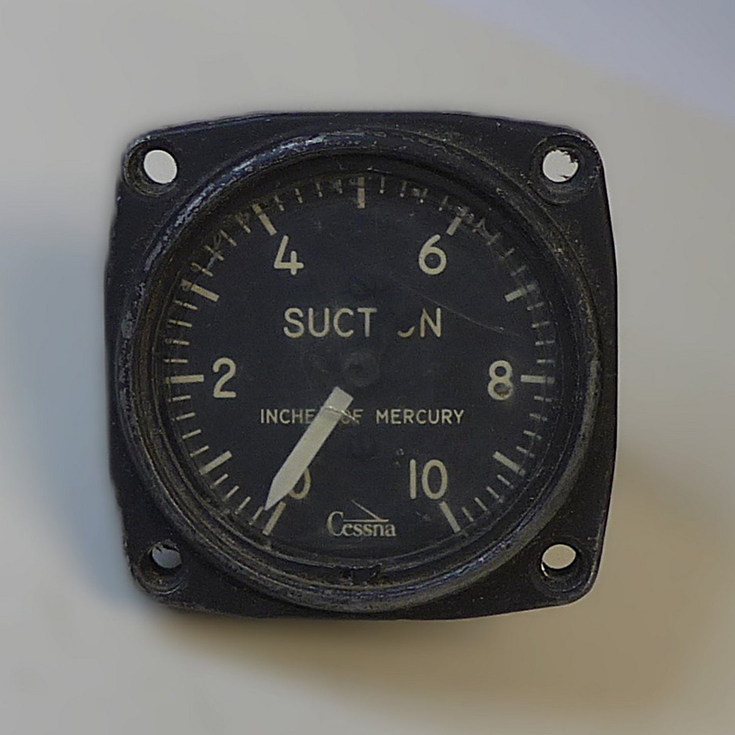 Cessna Vacuum Gauge - 2 1/4" (A/R)