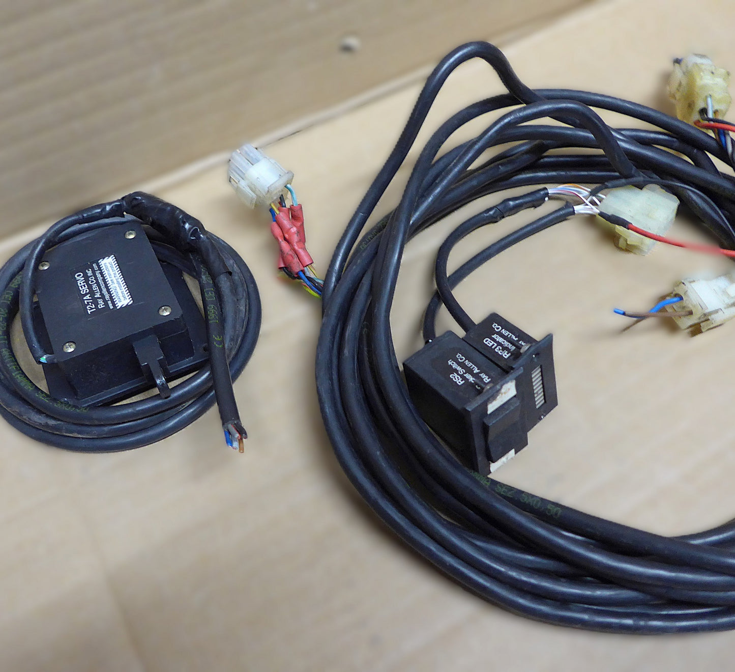 RAC T2-7A Electric Trim System (A/R)