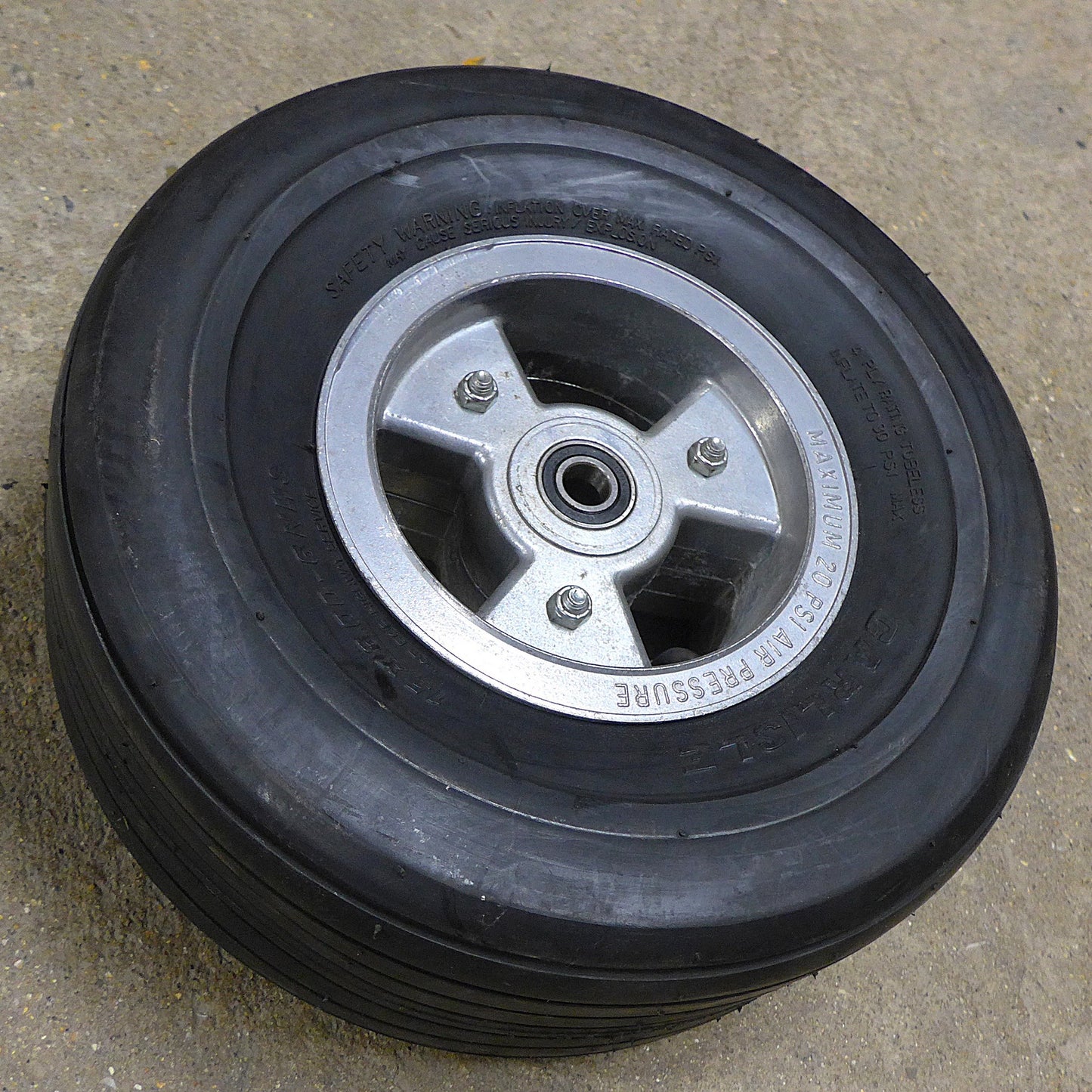 6" AZUSA Tri-Star Wheel & 15X6.00-6 4 Ply Tyre - 5/8" Bearings (A/R)