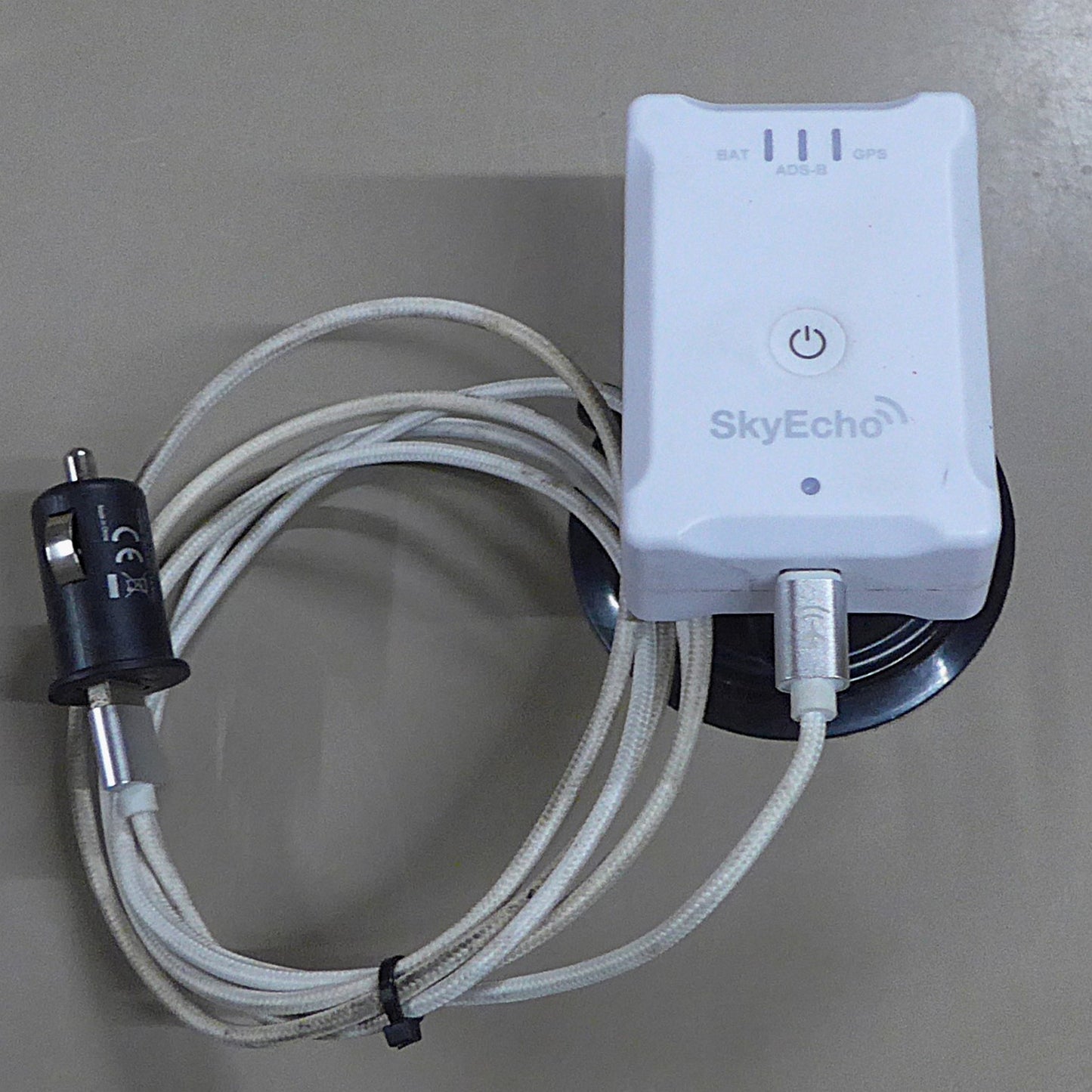 uAvionics SkyEcho 2 C/W: Ram Mount RPR-271S (A/R)
