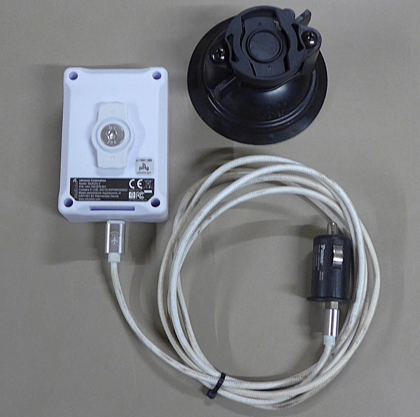 uAvionics SkyEcho 2 C/W: Ram Mount RPR-271S (A/R)