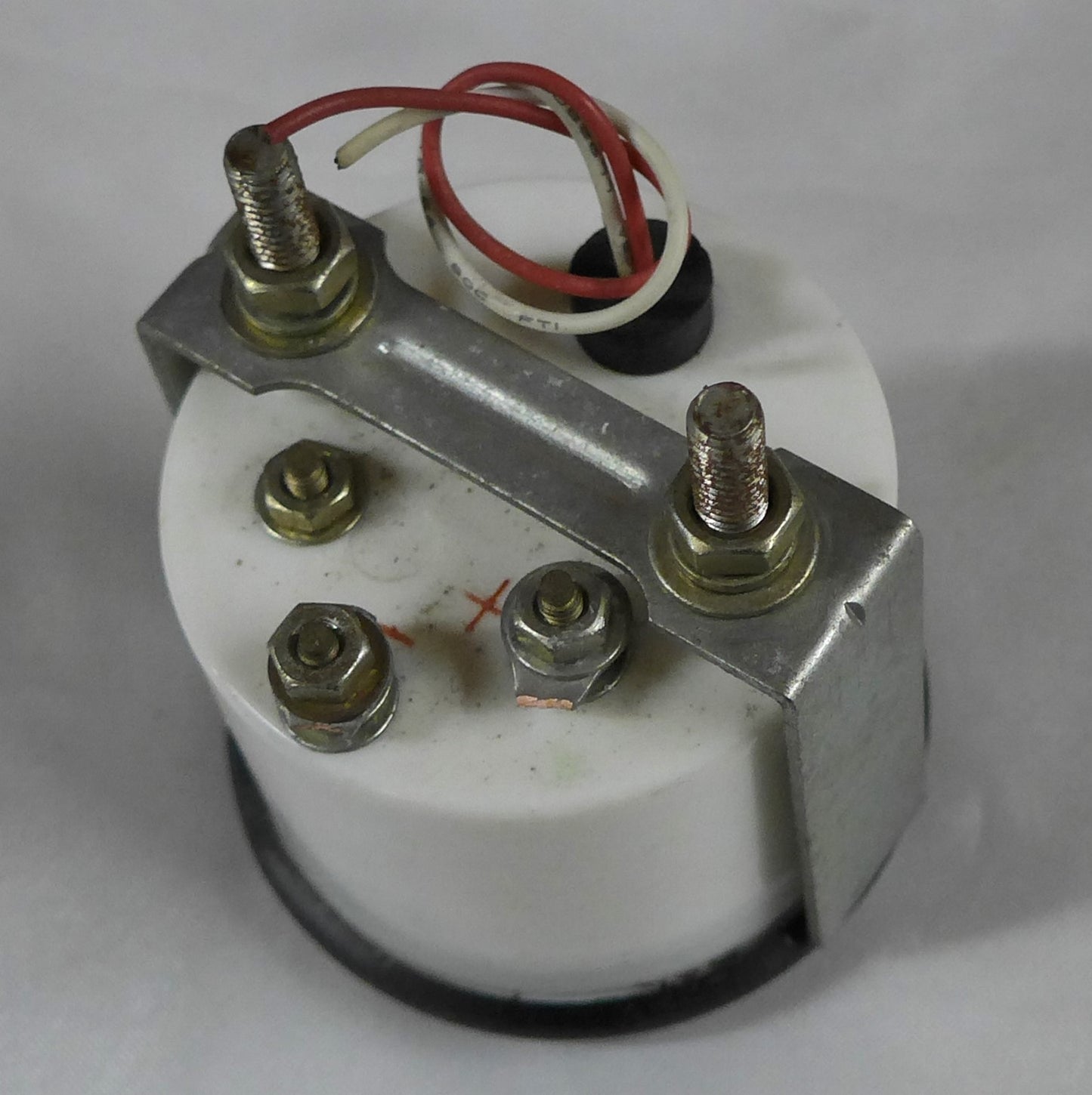 Voltmeter - 12V - Lighted - 52mm (A/R)