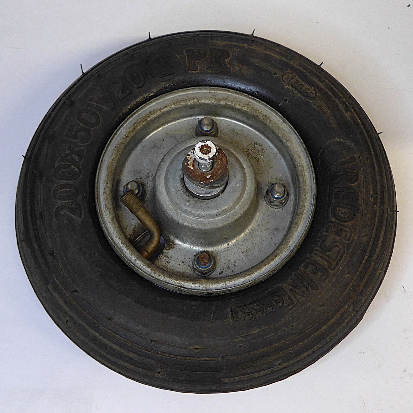 Manner 4" Tailwheel - Cirrus - With 200 x 50 Tyre (A/R)