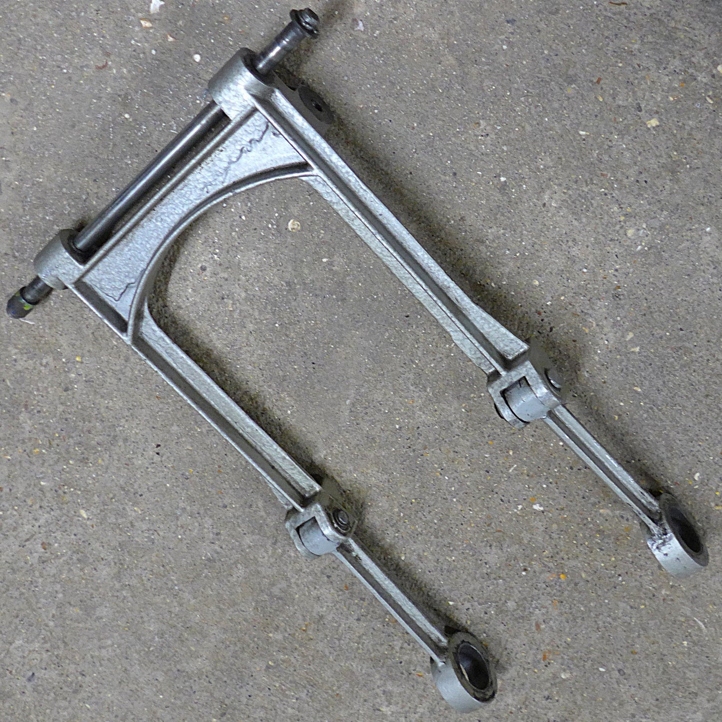 U/C Swing Arm Assy - G102 Astir CS77 (A/R)