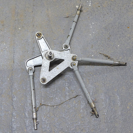 Aileron & Airbrake Bellcrank Linkages W/Hotelliers (A/R)