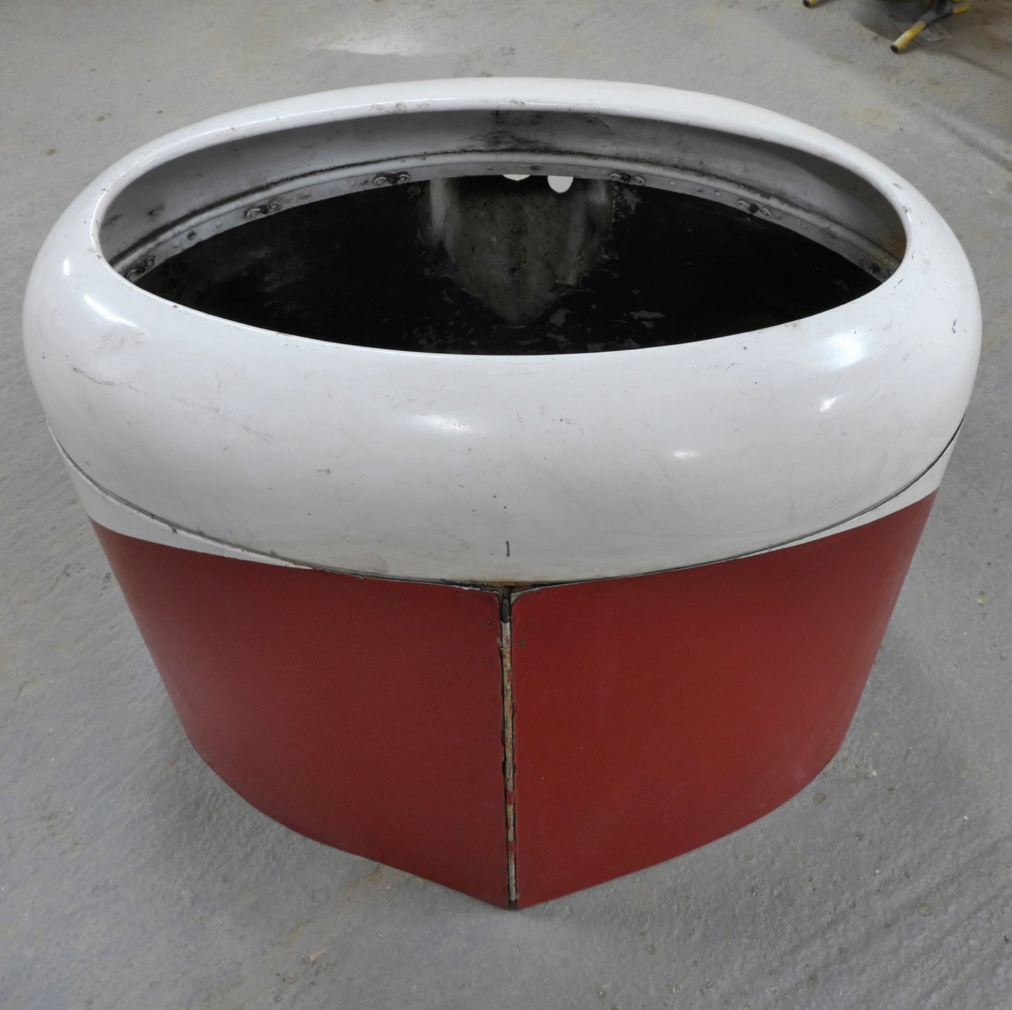 Engine Cowls - Early D112 C/W: Aluminium Nose Bowl (A/R)