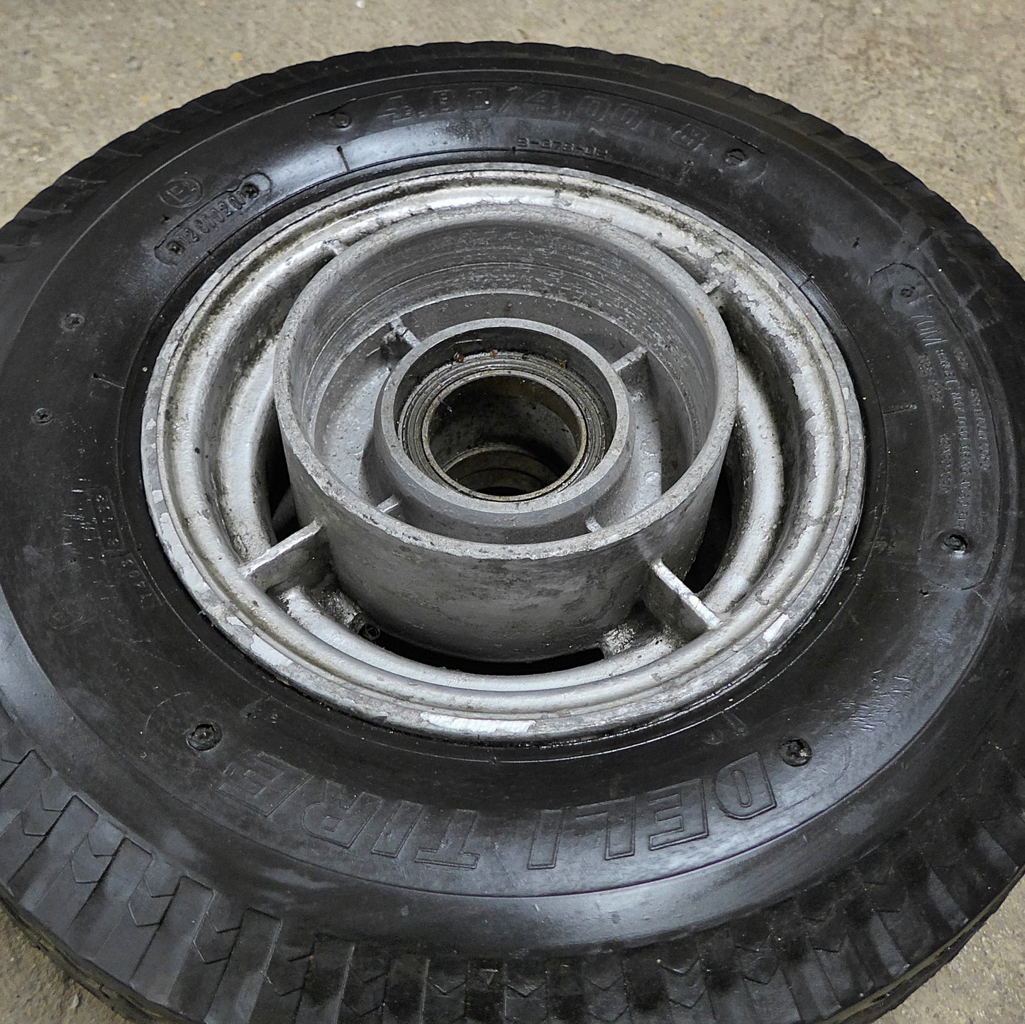 Jodel 4.80/4.00-8 Main Wheel & Tyre (A/R)