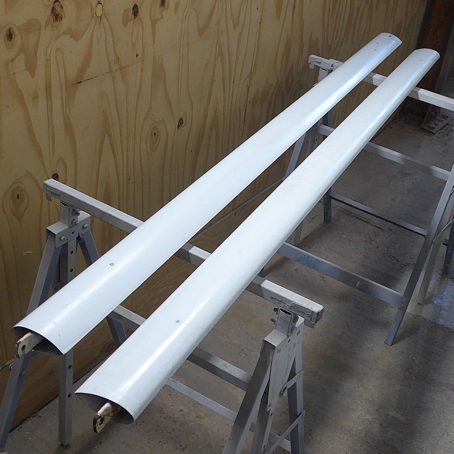 Lift Struts Assembly - Pair (A/R)