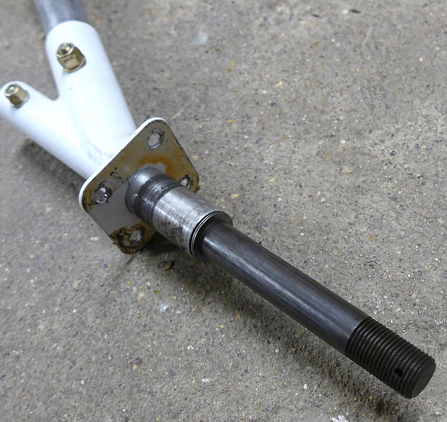 Main Gear Leg & Stub Axle Assembly (A/R)