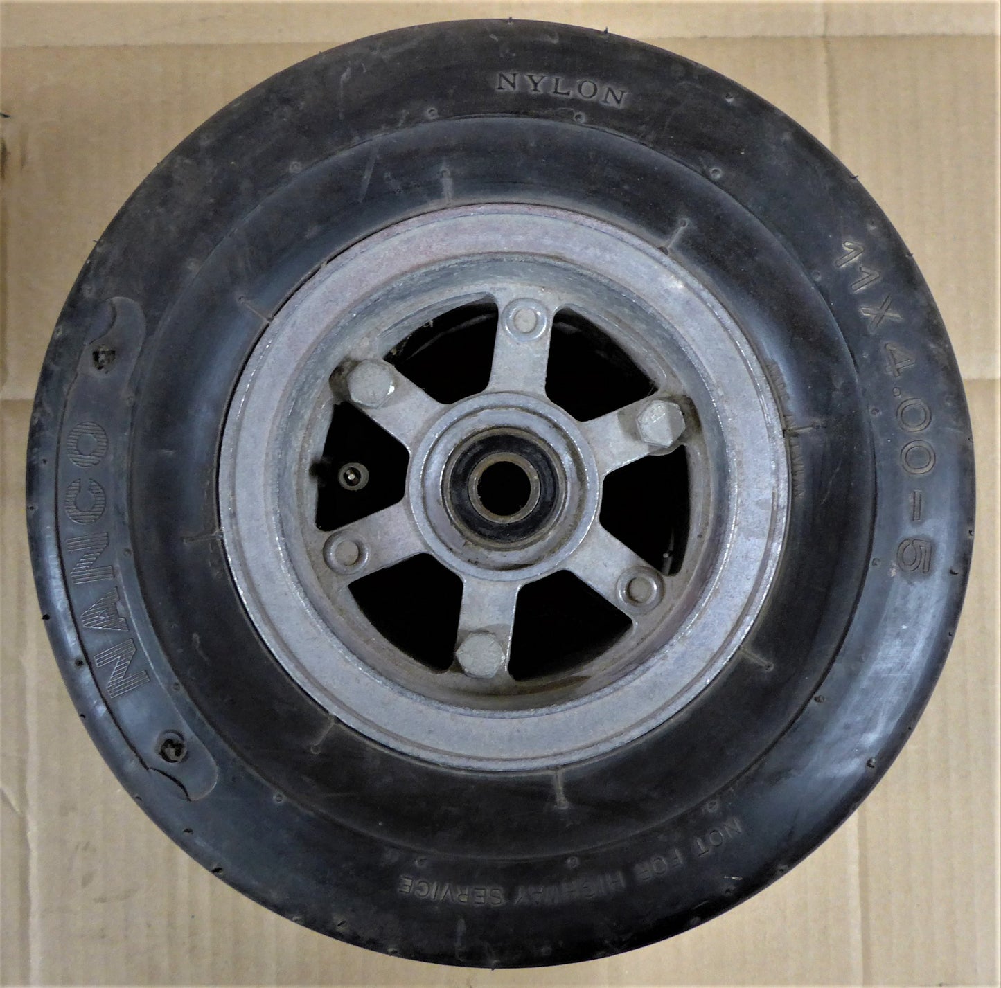 Nose Wheel - 11x4.00-5 - 5/8" Axle (A/R)