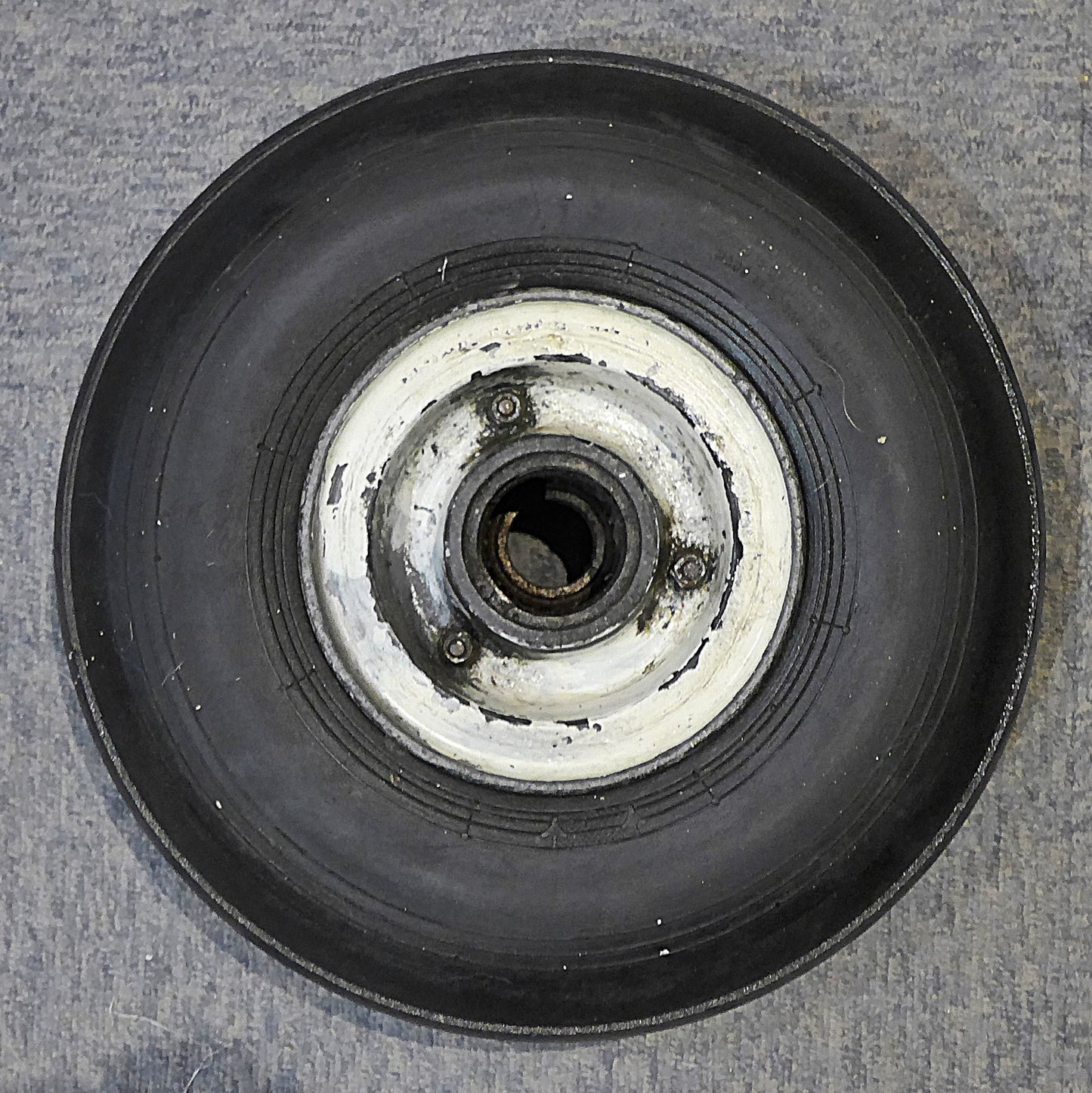 Nose Wheel - 5.00-5 (A/R)