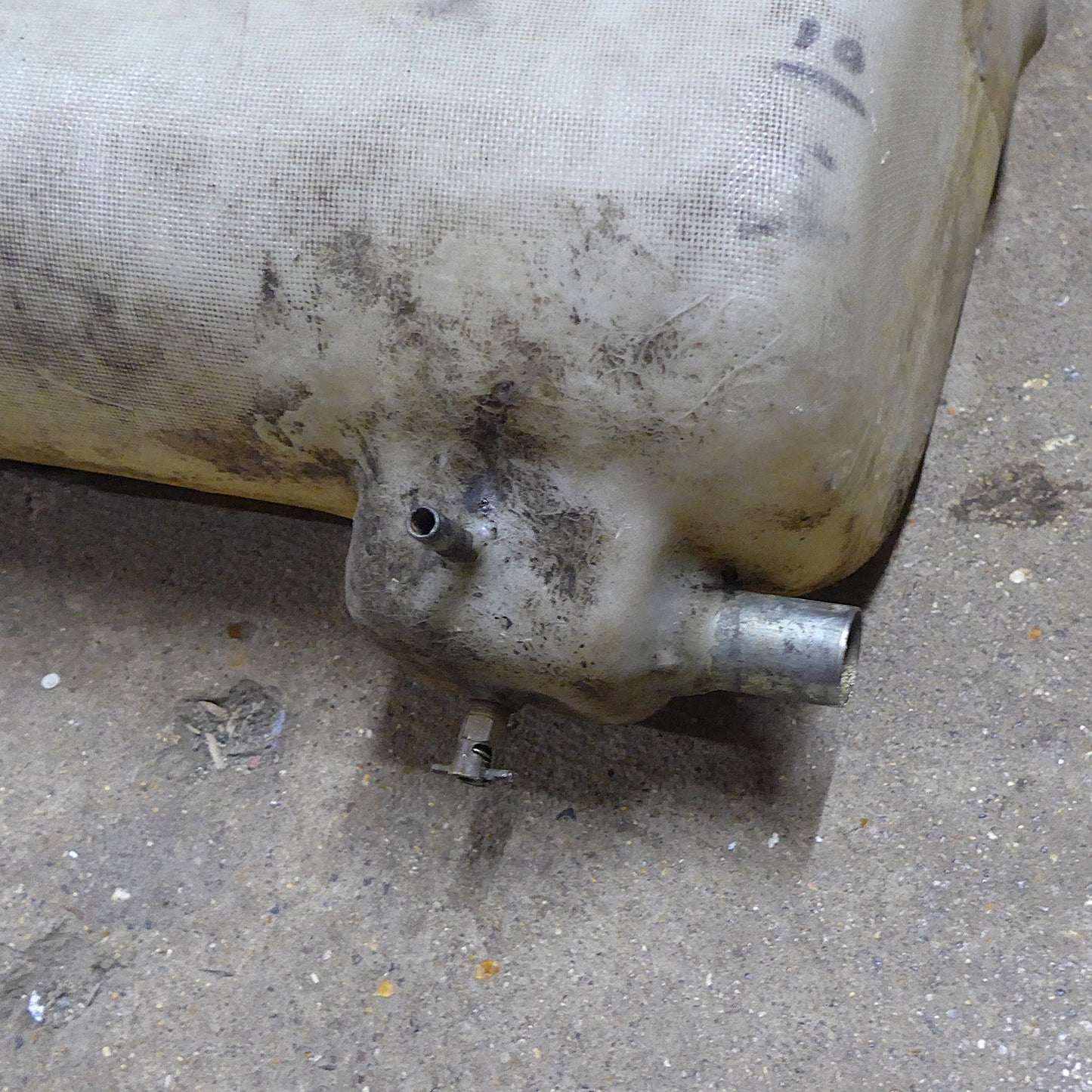 Fuel Tanks Assembly/Pair - X'AIR (A/R)