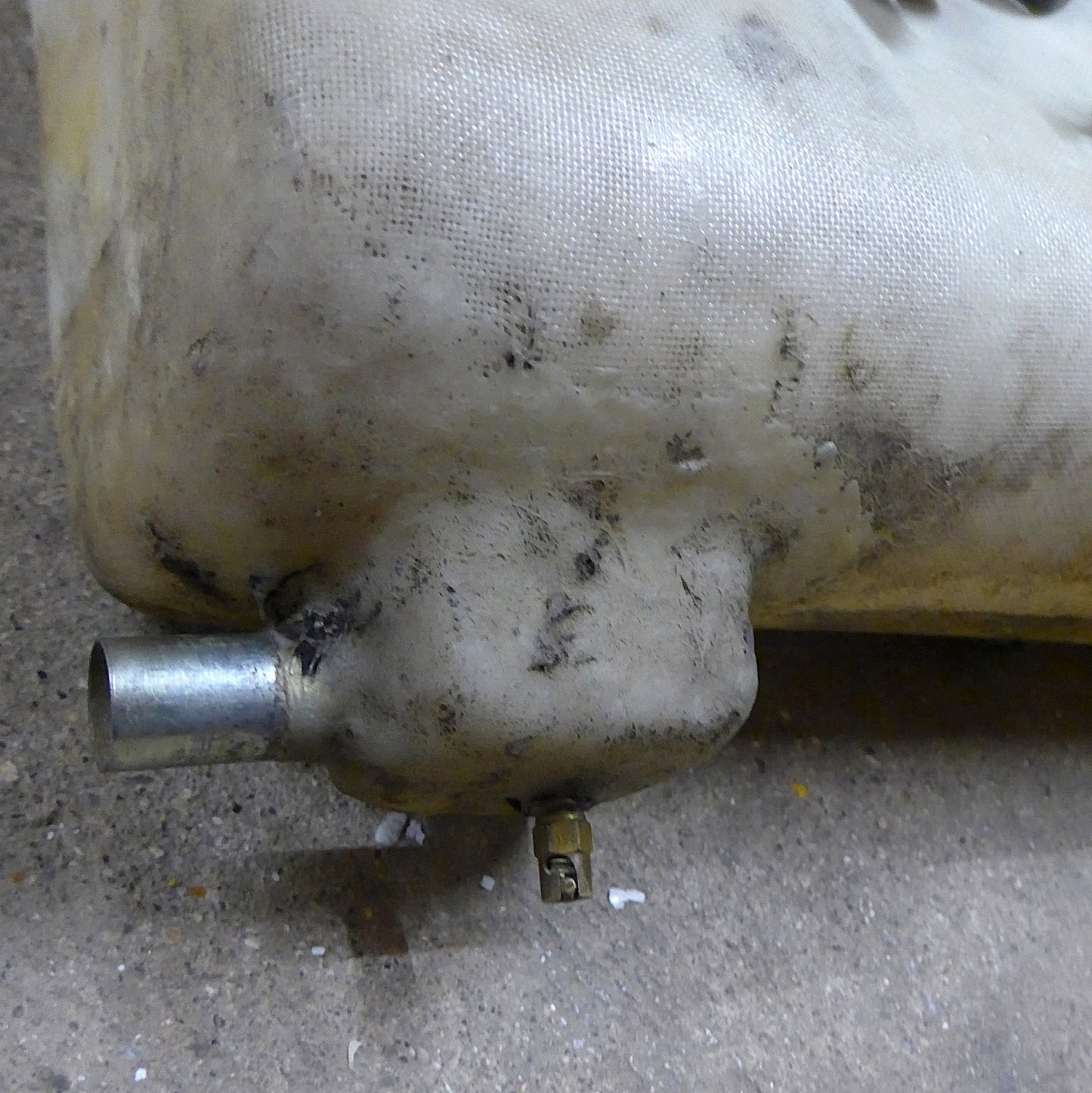 Fuel Tanks Assembly/Pair - X'AIR (A/R)