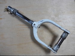 Nose Gear Fork & Axle- Seneca II (A/R)