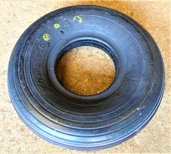 Tyre - 300 x 4 - 4 Ply - Multirib Vredestein