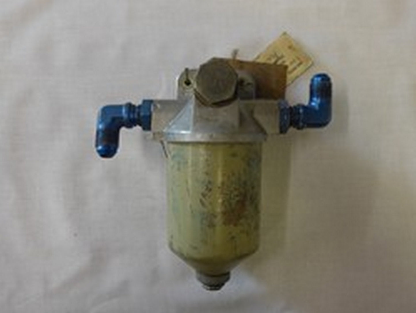 Oil Filter & Mount - Early C150 (A/R)